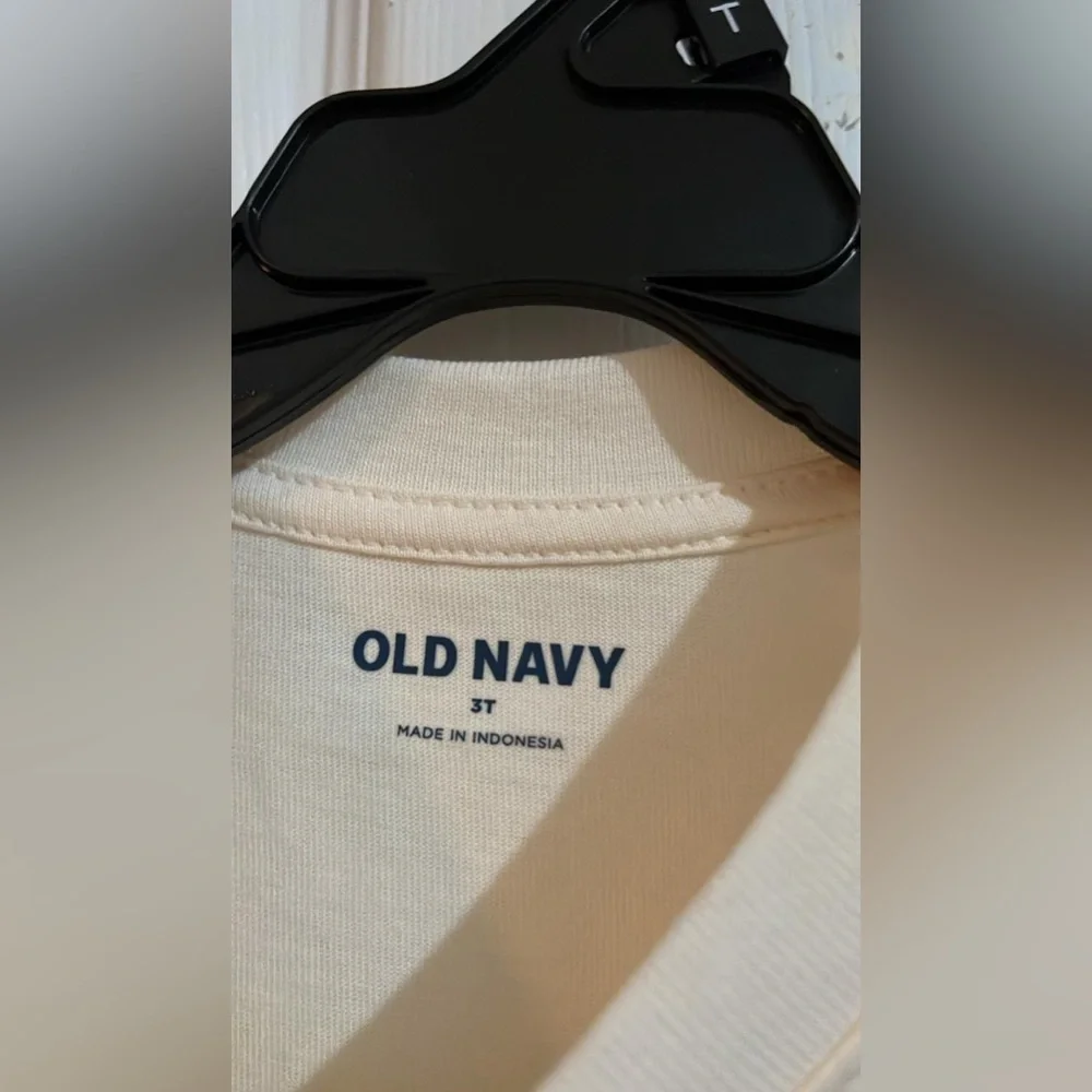 (Y) Old Navy Long Sleeve Shirt for Boy
